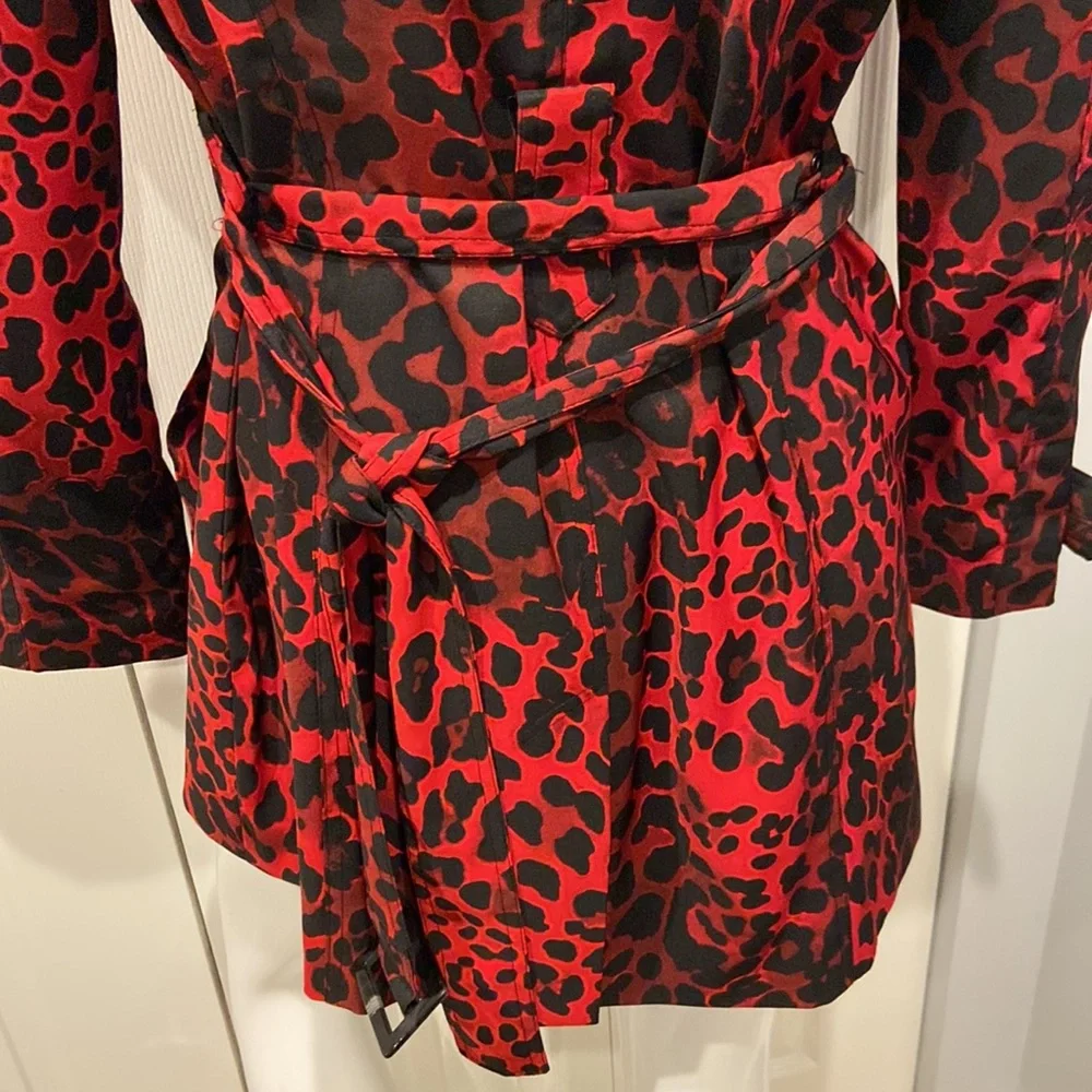 EUC Caché red leopard trench_9